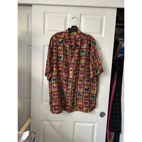 Vintage 90's Silk Club Button Up Shirt Mens M Red Animal Print Retro Classic - Picture 3 of 10